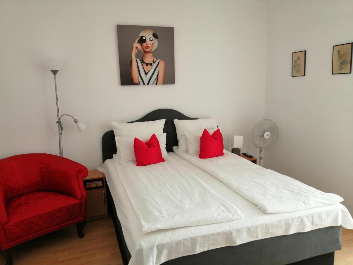 Violet House Daire Turda Dış mekan fotoğraf
