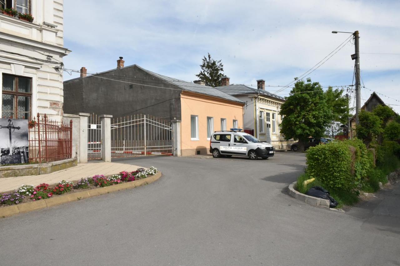 Violet House Daire Turda Dış mekan fotoğraf